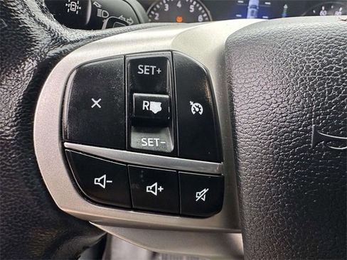 Used 2020 Ford Explorer XLT w/ Comfort Package image 26