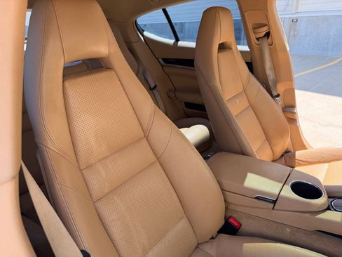 Used 2012 Porsche Panamera image 27