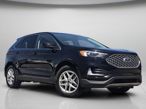 Used 2024 Ford Edge SEL AWD/4WD image 2