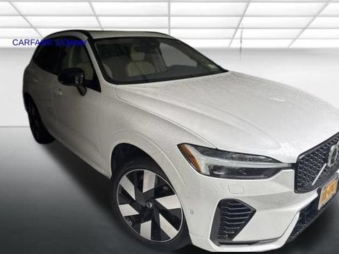 Used 2024 Volvo XC60 T8 Plus w/ Protection Package Premier AWD/4WD image 1