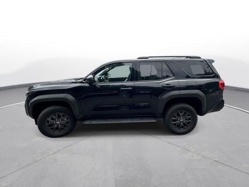 Used 2025 Toyota 4Runner SR5 AWD/4WD image 9