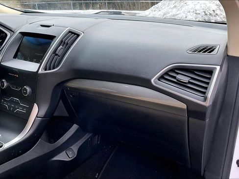 Used 2019 Ford Edge SEL w/ Equipment Group 201A image 16
