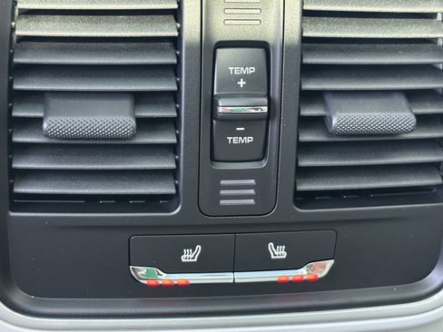 New 2026 Porsche Macan S AWD/4WD image 18