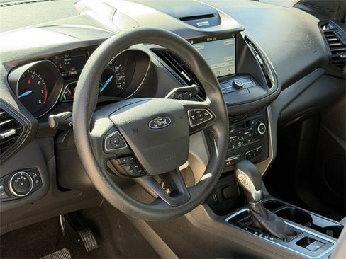 Used 2018 Ford Escape SE w/ SE Sync 3 Package image 19