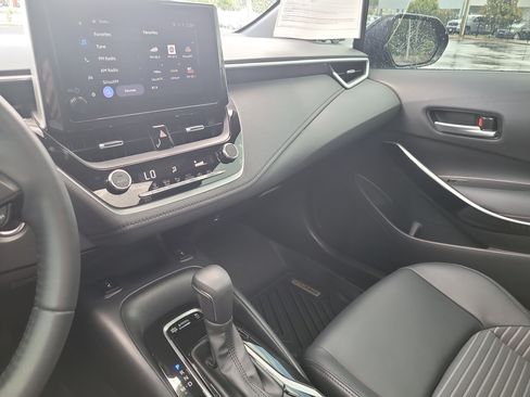 Used 2023 Toyota Corolla XSE FWD image 21