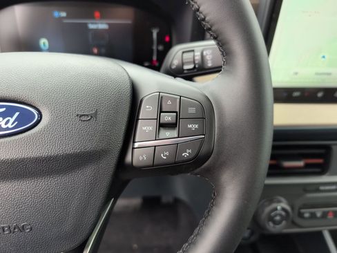 New 2026 Ford Maverick Lariat w/ 4K Tow Package image 32