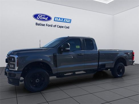 Used 2025 Ford F250 XL w/ STX Appearance Package image 2