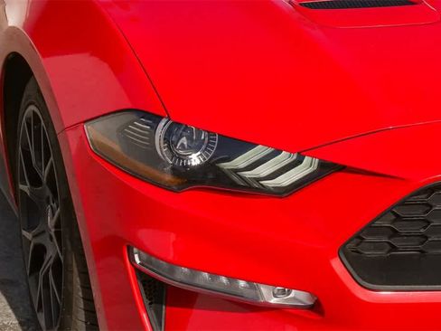 Used 2018 Ford Mustang Premium w/ Ecoboost Performance Package image 4