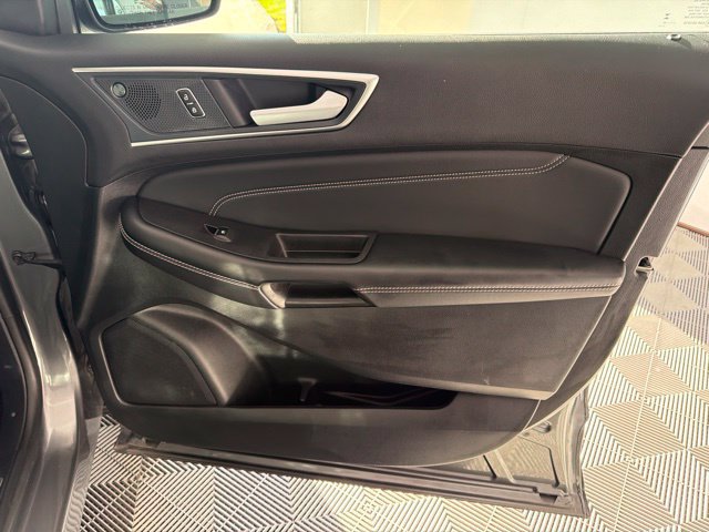 Used 2024 Ford Edge Titanium AWD/4WD image 41