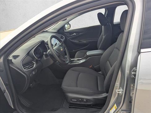 Used 2025 Chevrolet Malibu LT FWD image 15