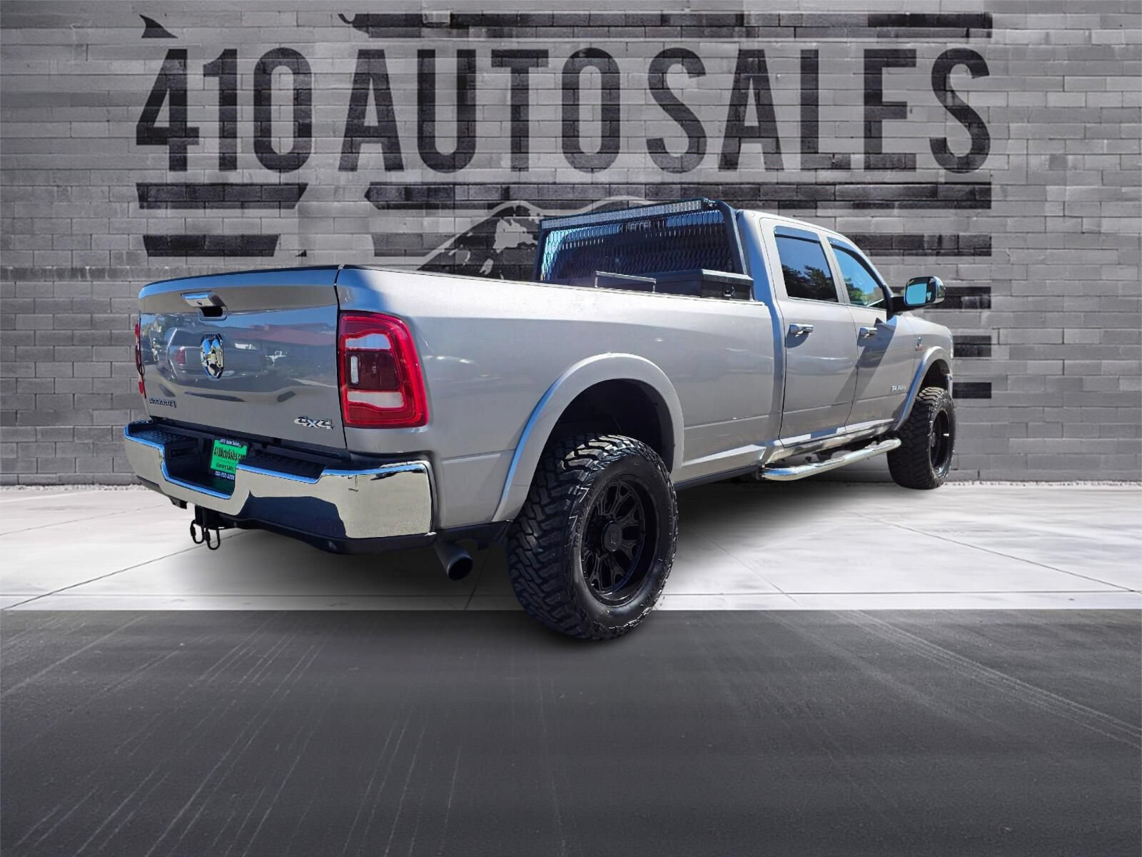 Used 2022 RAM 2500 Laramie AWD/4WD image 3