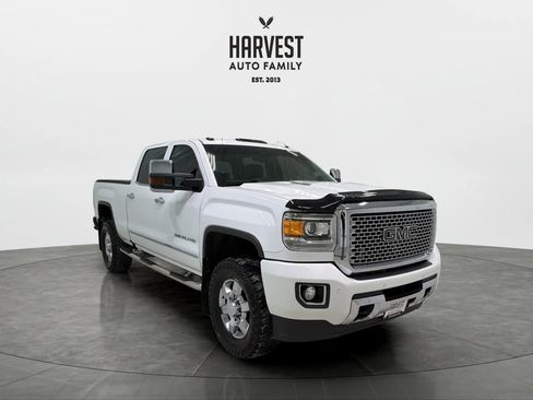 Used 2016 GMC Sierra 3500 Denali w/ Duramax Plus Package AWD/4WD image 10