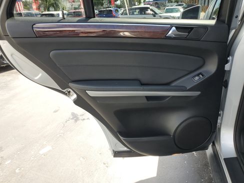 Used 2011 Mercedes-Benz ML 350 2WD image 26