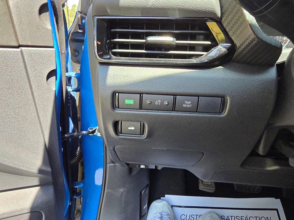 Used 2024 Nissan Sentra SV w/ All-Weather Package FWD image 32
