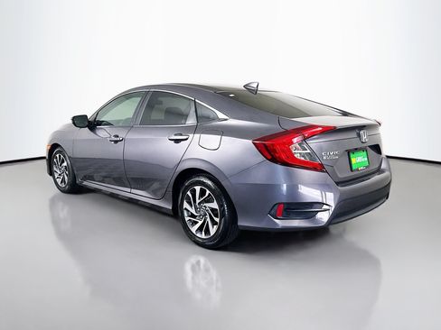 Used 2018 Honda Civic EX image 7
