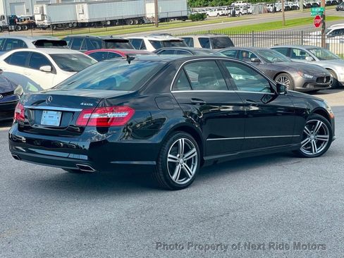 Used 2010 Mercedes-Benz E 350 4MATIC Sedan image 2