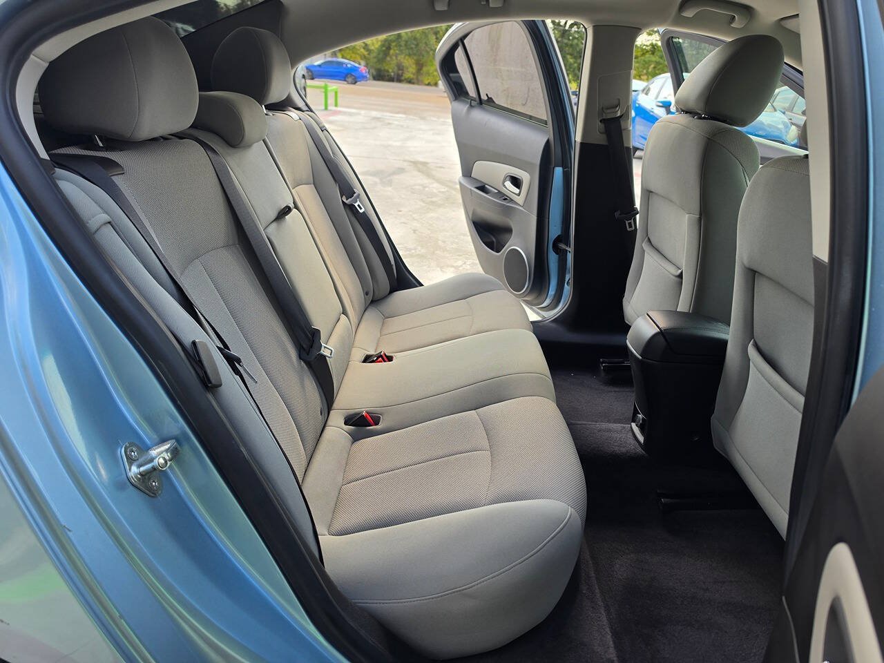 Used 2011 Chevrolet Cruze LT FWD image 27