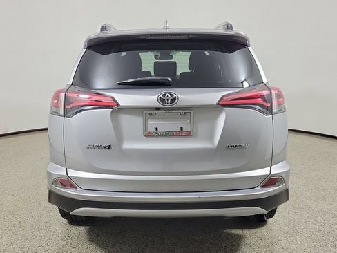 Used 2018 Toyota RAV4 Limited FWD image 6