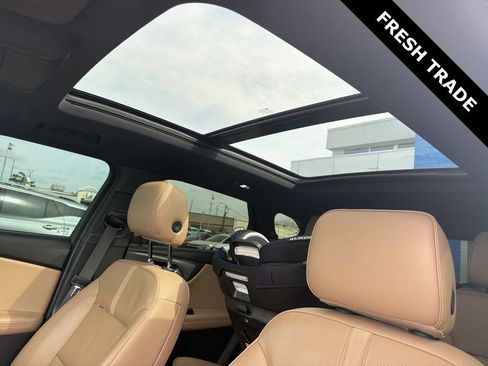 Used 2019 Chevrolet Blazer Premier w/ Sun and Wheels Package image 8