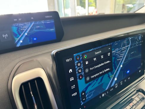 Certified 2025 Ford Expedition Max Active RWD image 36