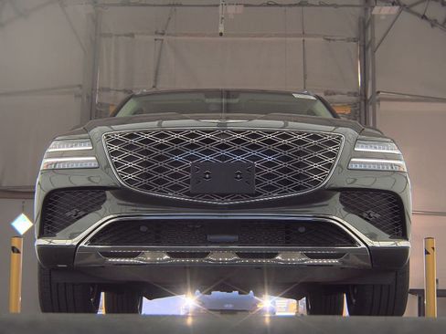 Used 2025 Genesis GV80 2.5T Standard AWD/4WD image 8