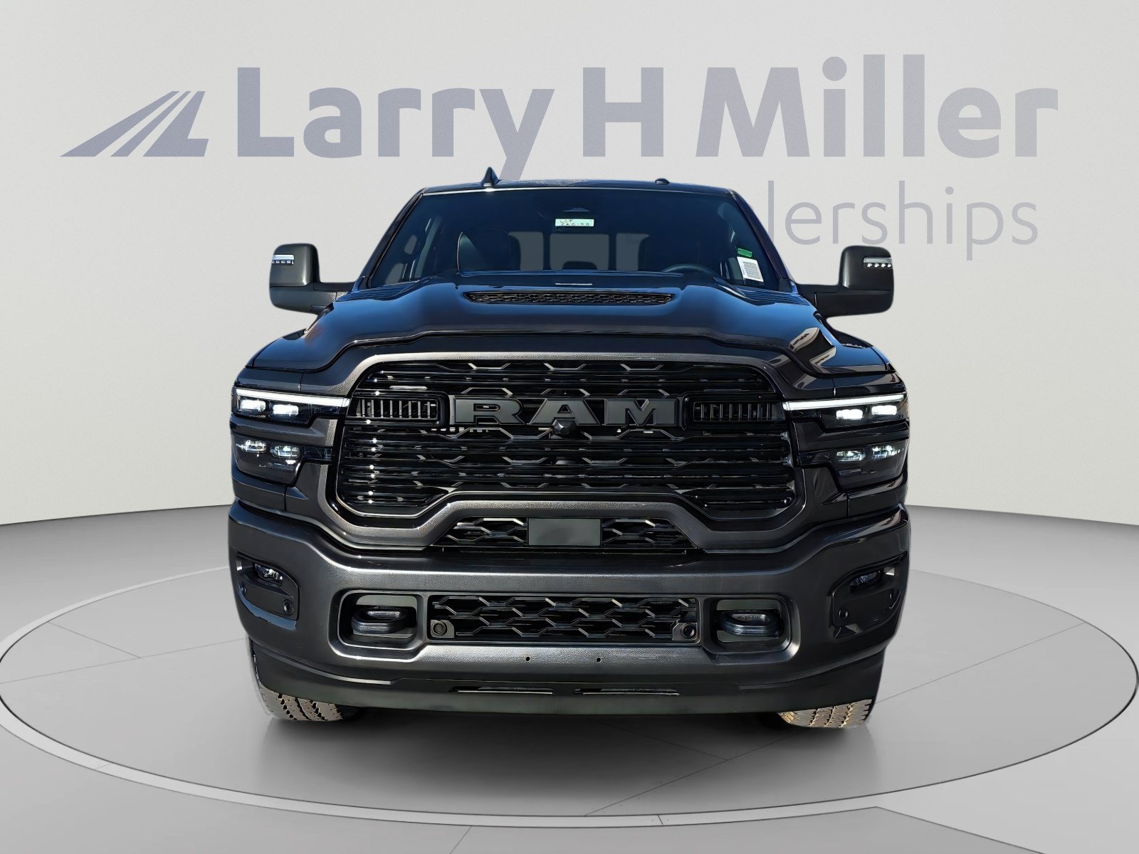 New 2026 RAM 2500 Laramie AWD/4WD image 8