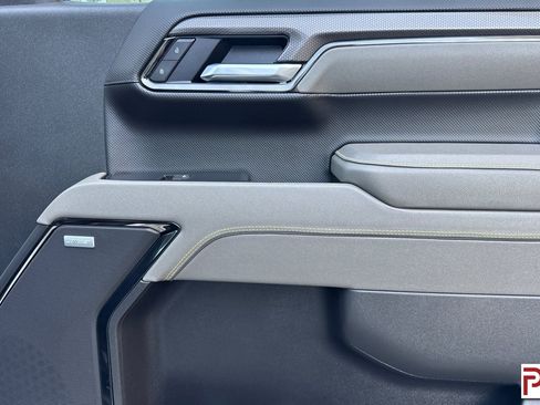 Certified 2026 Chevrolet Silverado 1500 ZR2 AWD/4WD image 19