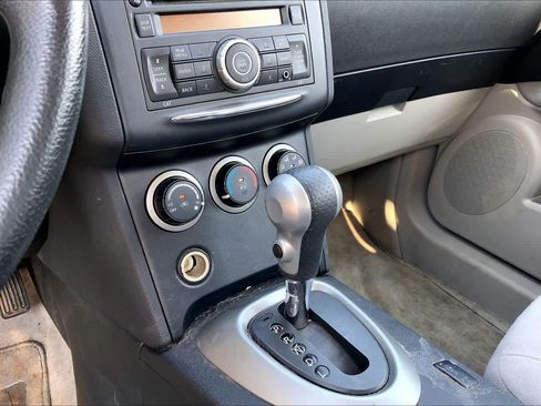 Used 2013 Nissan Rogue S FWD image 30