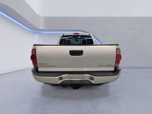 Used 2006 Toyota Tacoma PreRunner RWD image 5