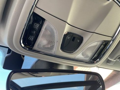 Certified 2022 Jeep Cherokee Limited image 26