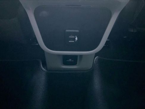 Used 2018 GMC Terrain SLT w/ Preferred Package image 30