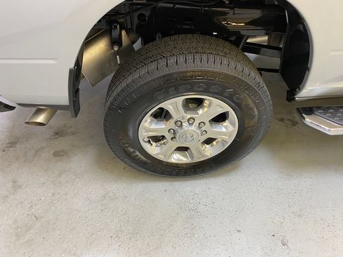 Used 2026 RAM 2500 Big Horn AWD/4WD image 13