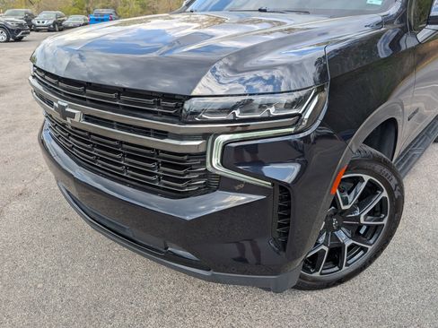 Used 2022 Chevrolet Tahoe RST w/ Luxury Package RWD image 13