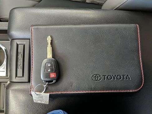 Used 2021 Toyota Tundra SR5 image 26