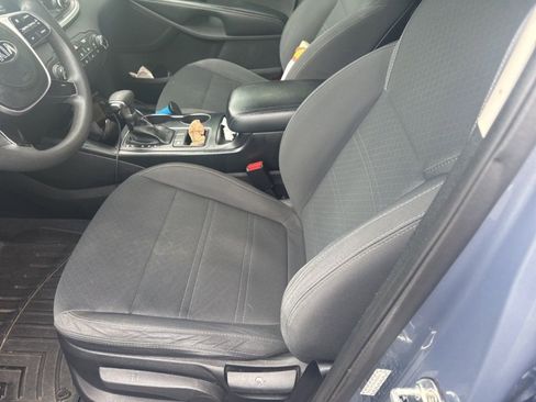Used 2020 Kia Sorento L FWD image 15