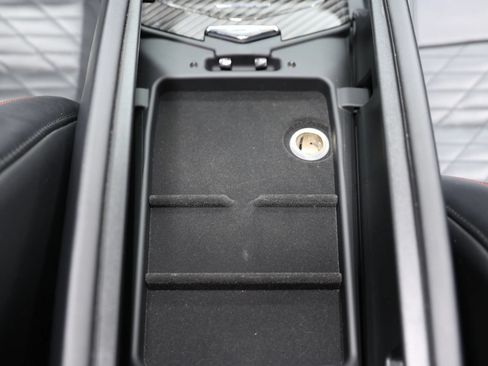 Used 2022 Maserati Quattroporte Trofeo RWD image 44