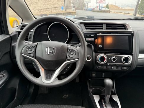 Used 2018 Honda Fit EX image 25