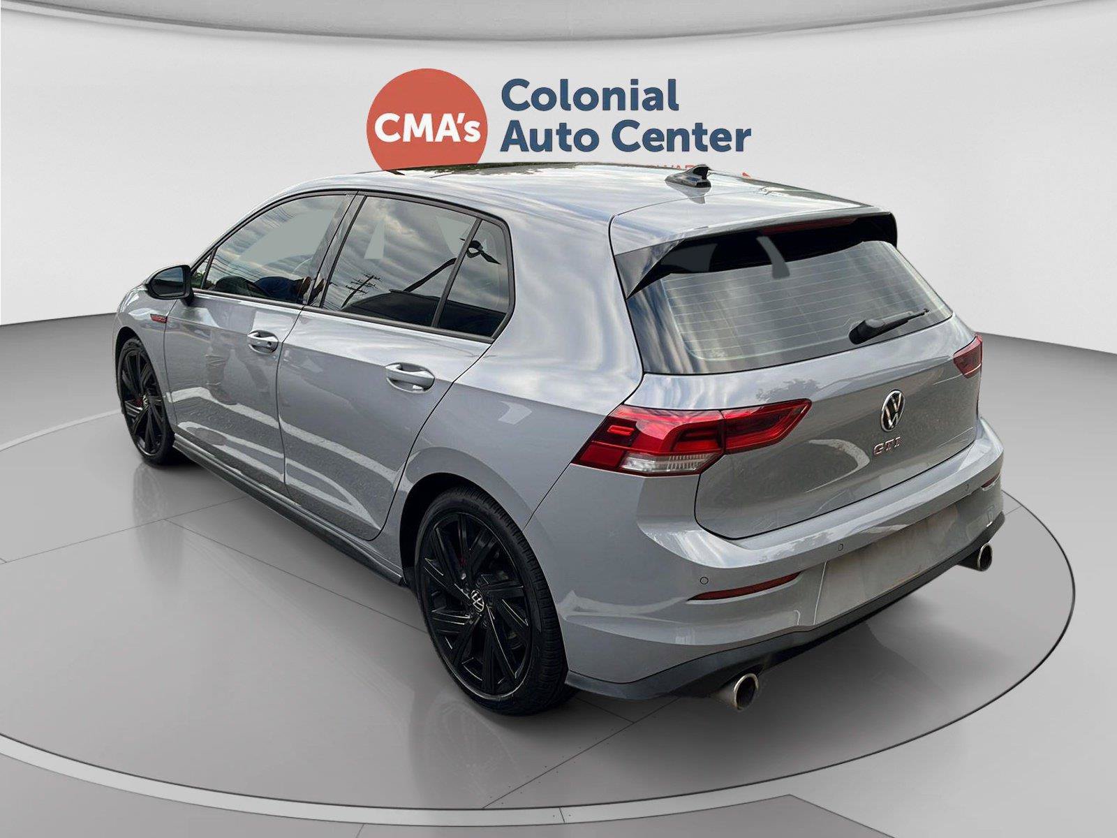 Used 2022 Volkswagen GTI SE FWD image 4