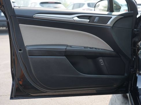 Used 2018 Ford Fusion S FWD image 14