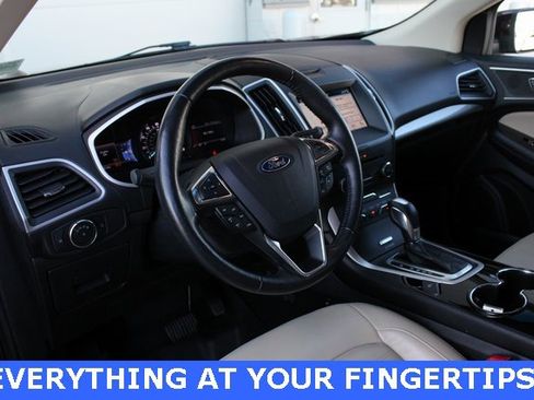 Used 2017 Ford Edge SEL w/ Equipment Group 201A image 2