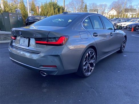 Used 2025 BMW 330i xDrive Sedan w/ M Sport Package image 5