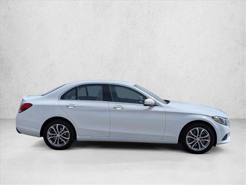 Used 2015 Mercedes-Benz C 300 4MATIC Sedan image 4