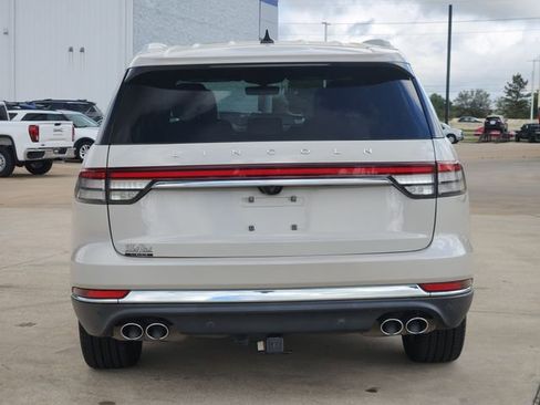 Used 2022 Lincoln Aviator Reserve w/ Elements Package Plus AWD/4WD image 6