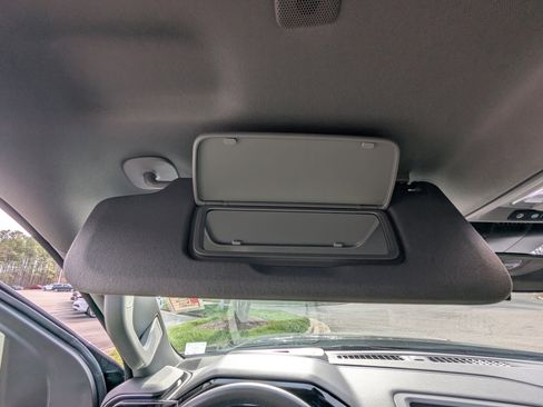 Used 2024 Chevrolet Silverado 1500 LT w/ Z71 Off-Road Package image 24