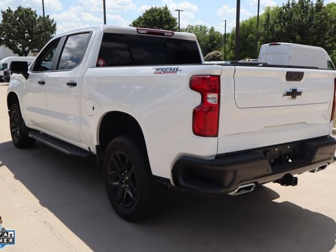 Used 2025 Chevrolet Silverado 1500 LT Trail Boss w/ LT Trail Boss Premium Package AWD/4WD image 6