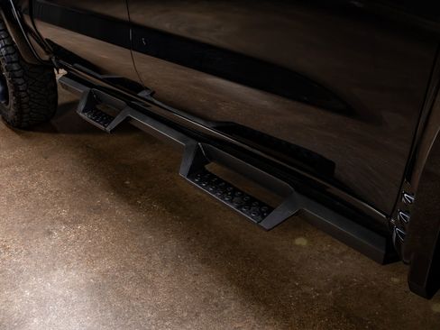 Used 2020 Chevrolet Silverado 1500 RST image 12