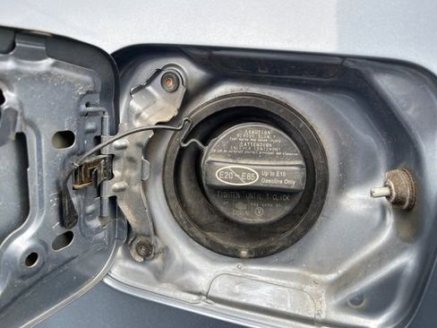 Used 2021 Toyota Corolla SE FWD image 23