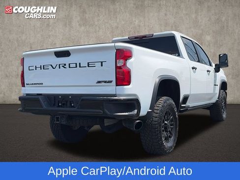 Used 2024 Chevrolet Silverado 2500 ZR2 w/ Technology Package AWD/4WD image 8