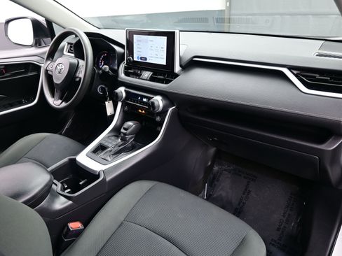 Used 2024 Toyota RAV4 LE image 14