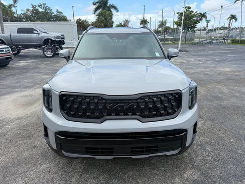 Used 2025 Kia Telluride EX X-Line AWD/4WD image 4